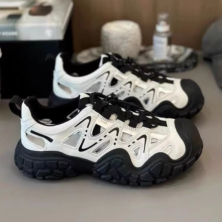 おしゃれなアウトドア中空デザインレディースシューズ2026秋 - Outdoor Sport Leisure のレビューと価格
